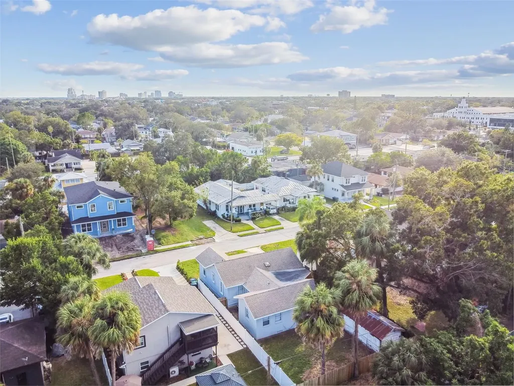 1913 W Lemon Street Tampa FL 33606