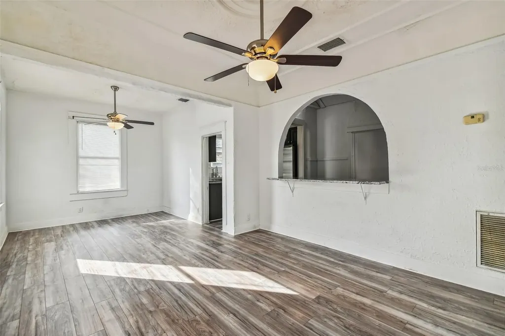 1913 W Lemon Street Tampa FL 33606