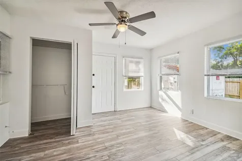 1913 W Lemon Street Tampa FL 33606
