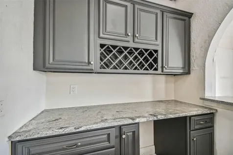 1913 W Lemon Street Tampa FL 33606