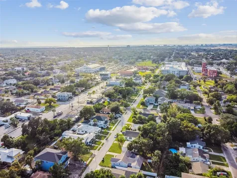 1913 W Lemon Street Tampa FL 33606