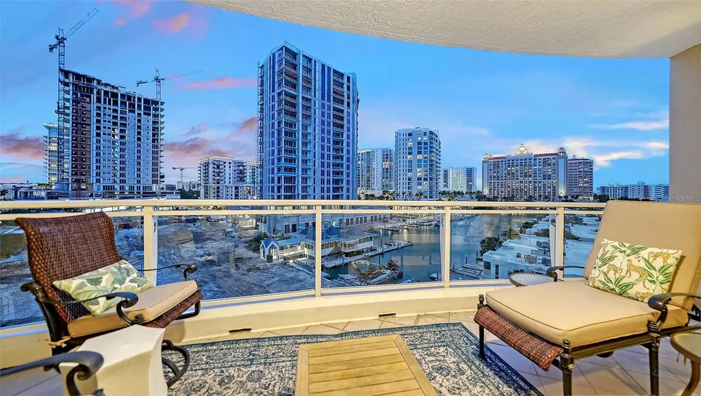 990 Boulevard Of The Arts Sarasota FL 34236