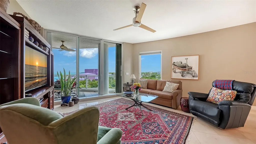 990 Boulevard Of The Arts Sarasota FL 34236