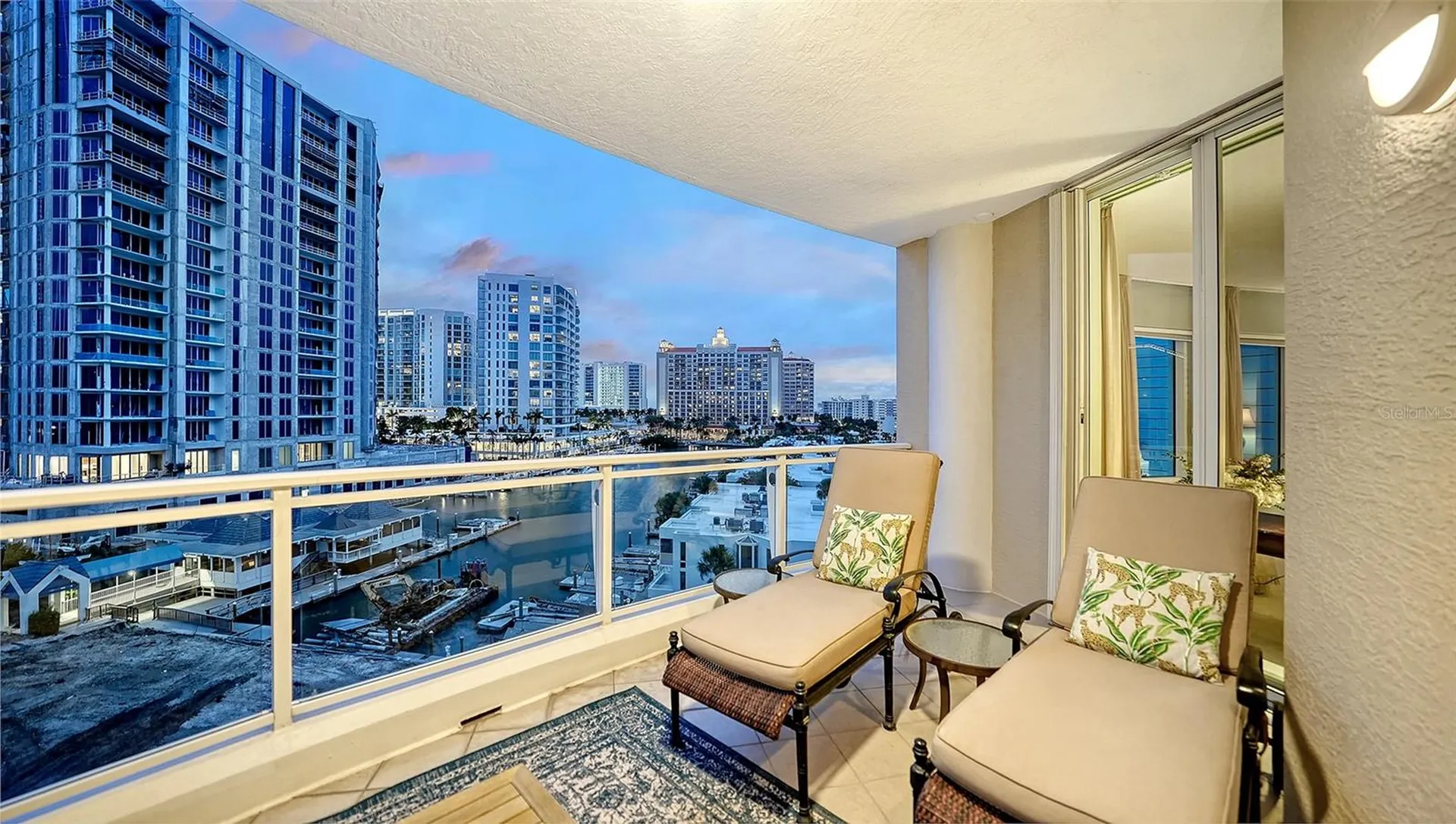 990 Boulevard Of The Arts Sarasota FL 34236