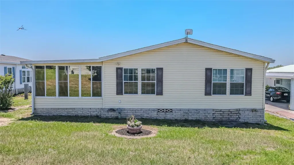 37627 Lorena Avenue Zephyrhills FL 33541