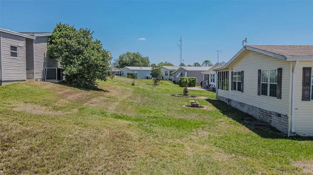37627 Lorena Avenue Zephyrhills FL 33541
