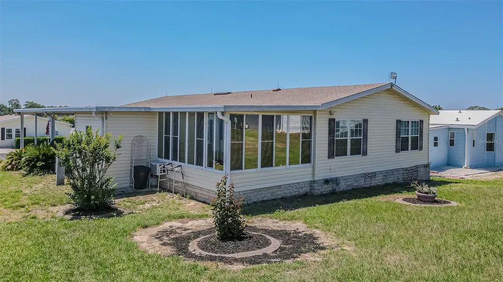 37627 Lorena Avenue Zephyrhills FL 33541