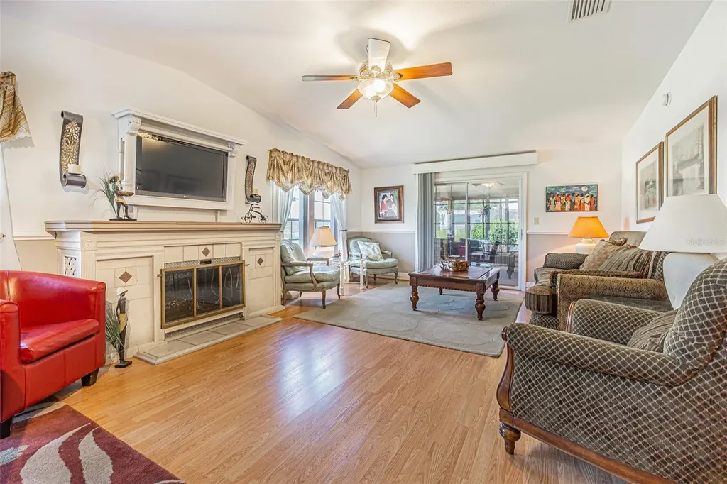 37627 Lorena Avenue Zephyrhills FL 33541