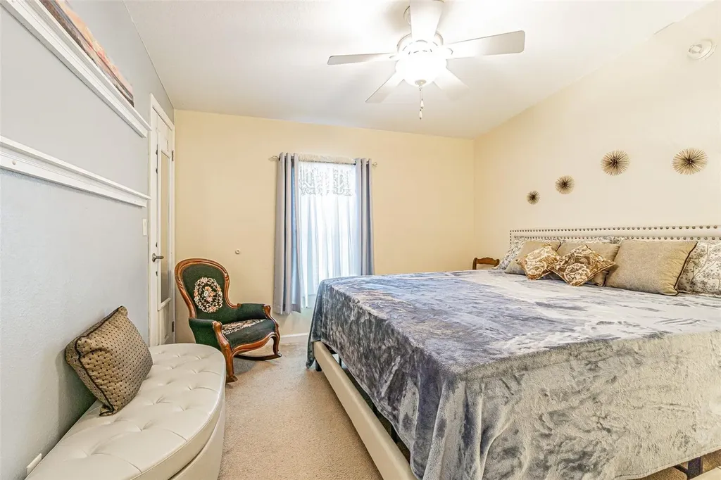37349 Gill Avenue Zephyrhills FL 33541