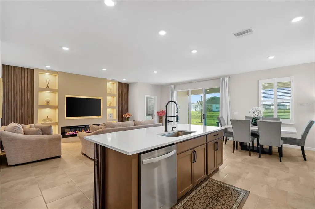 32516 Osprey Peak Way San Antonio FL 33576