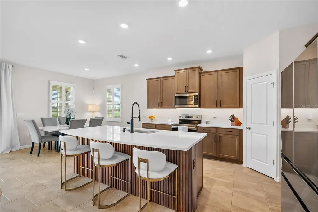 32516 Osprey Peak Way San Antonio FL 33576