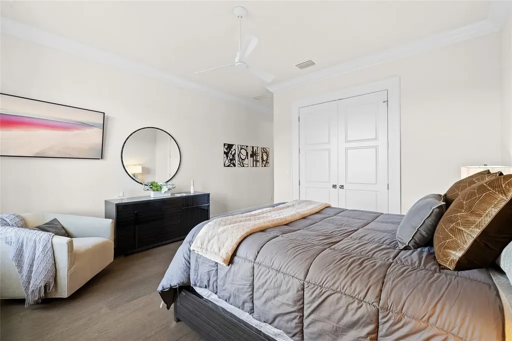 5111 W Homer Avenue Tampa FL 33629
