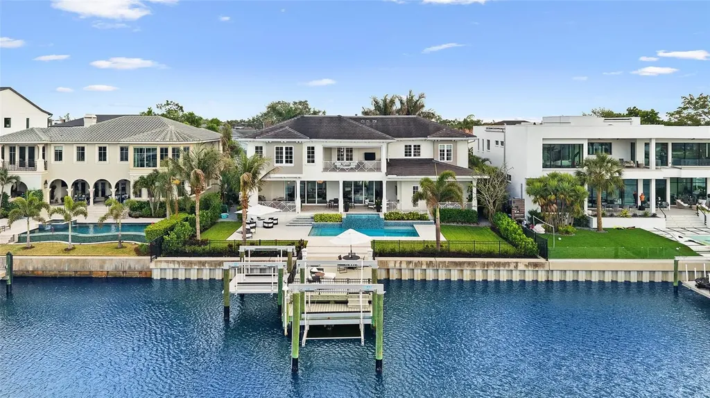 5111 W Homer Avenue Tampa FL 33629