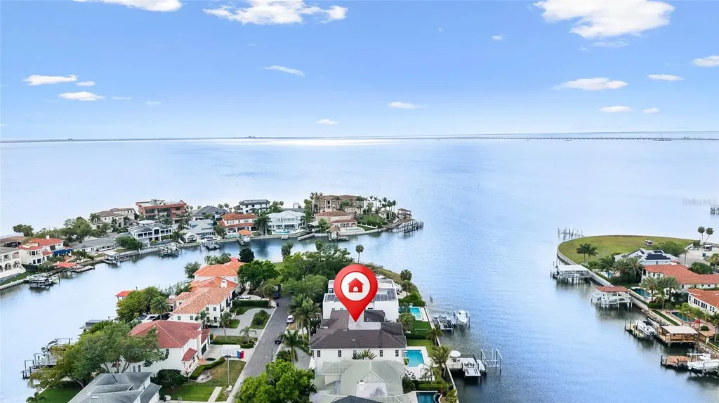 5111 W Homer Avenue Tampa FL 33629