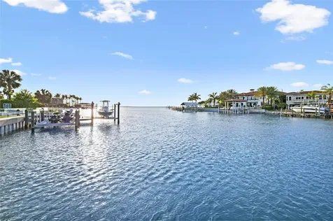 5111 W Homer Avenue Tampa FL 33629