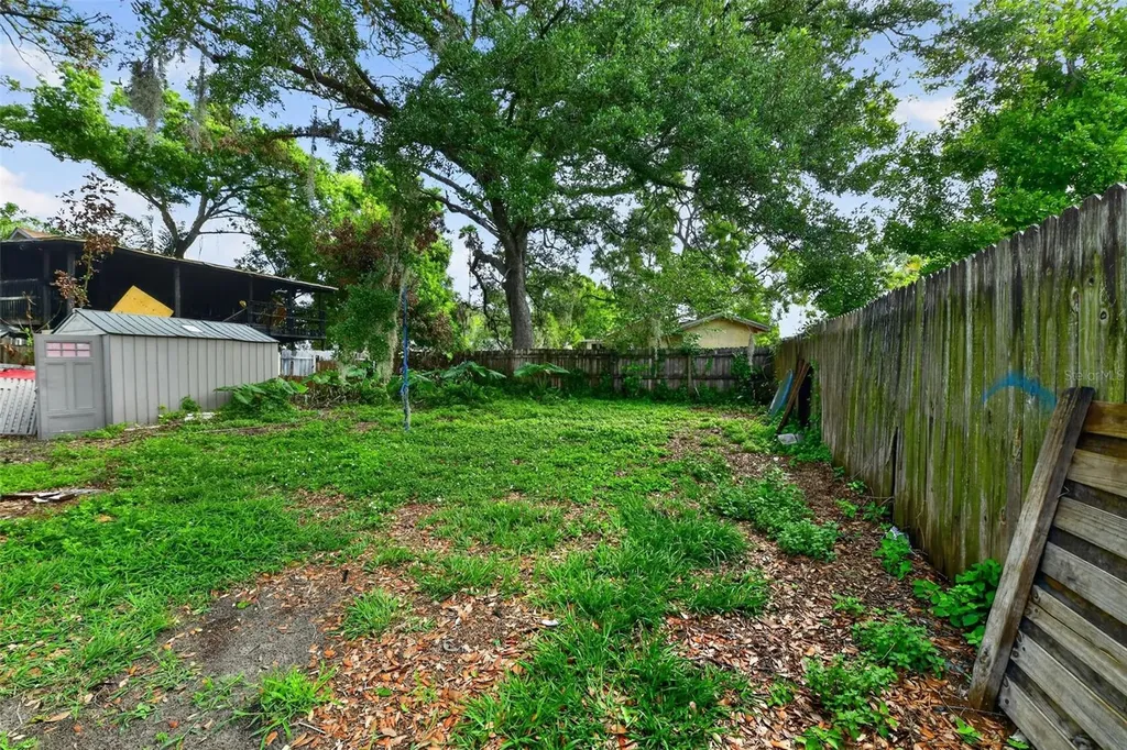 1423 18th Street W Bradenton FL 34205