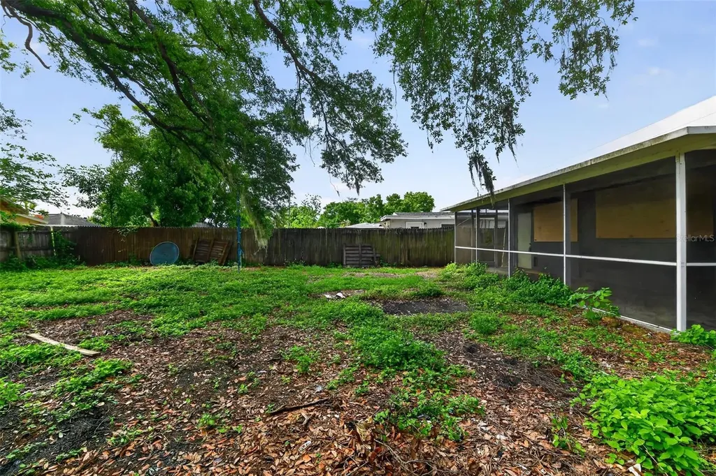 1423 18th Street W Bradenton FL 34205