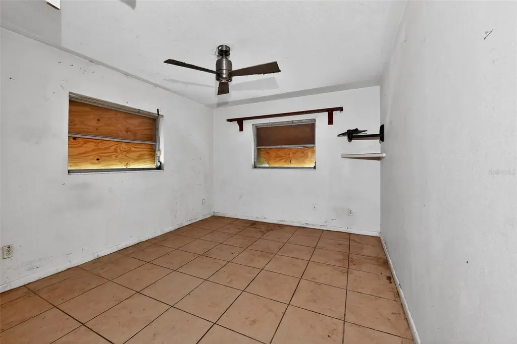 1423 18th Street W Bradenton FL 34205
