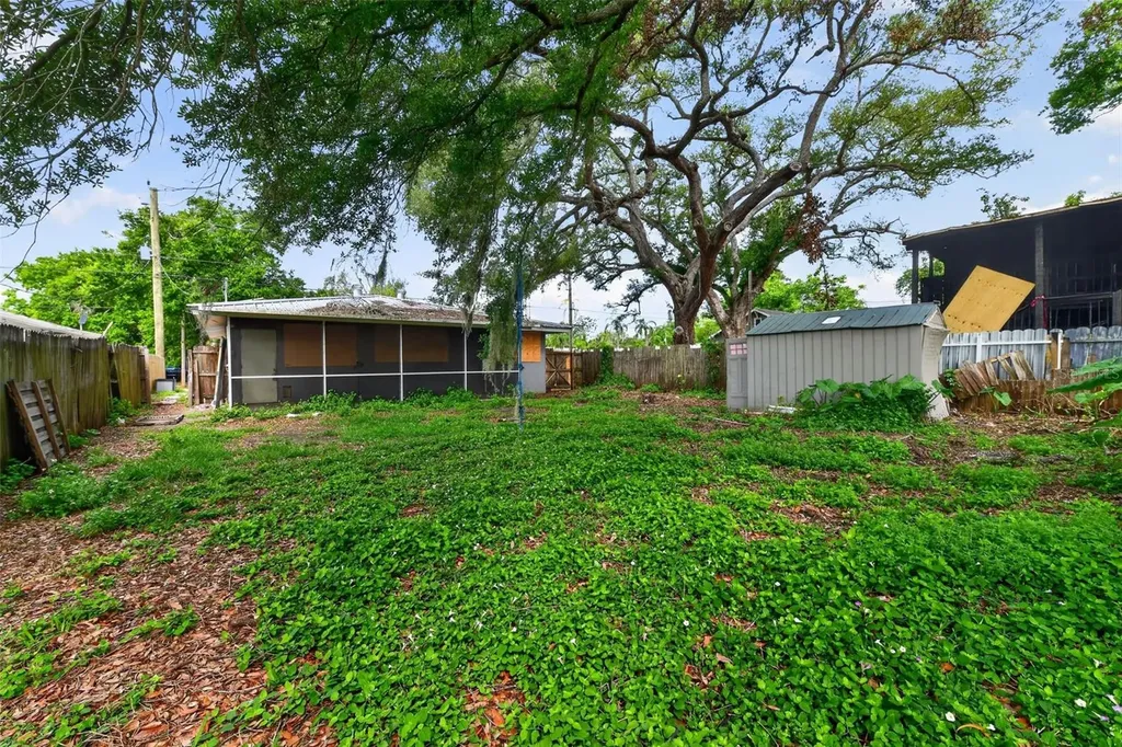 1423 18th Street W Bradenton FL 34205