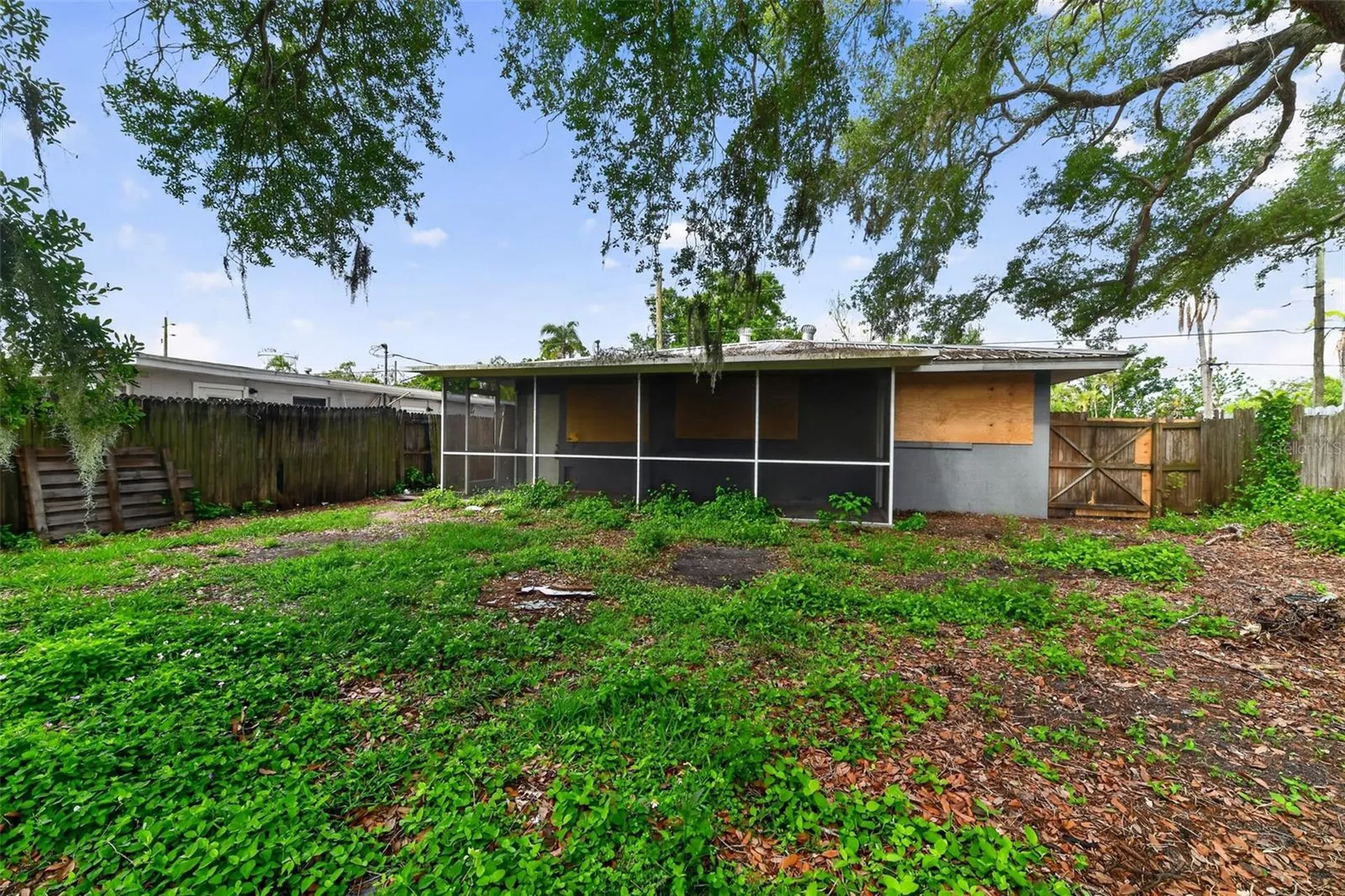 1423 18th Street W Bradenton FL 34205
