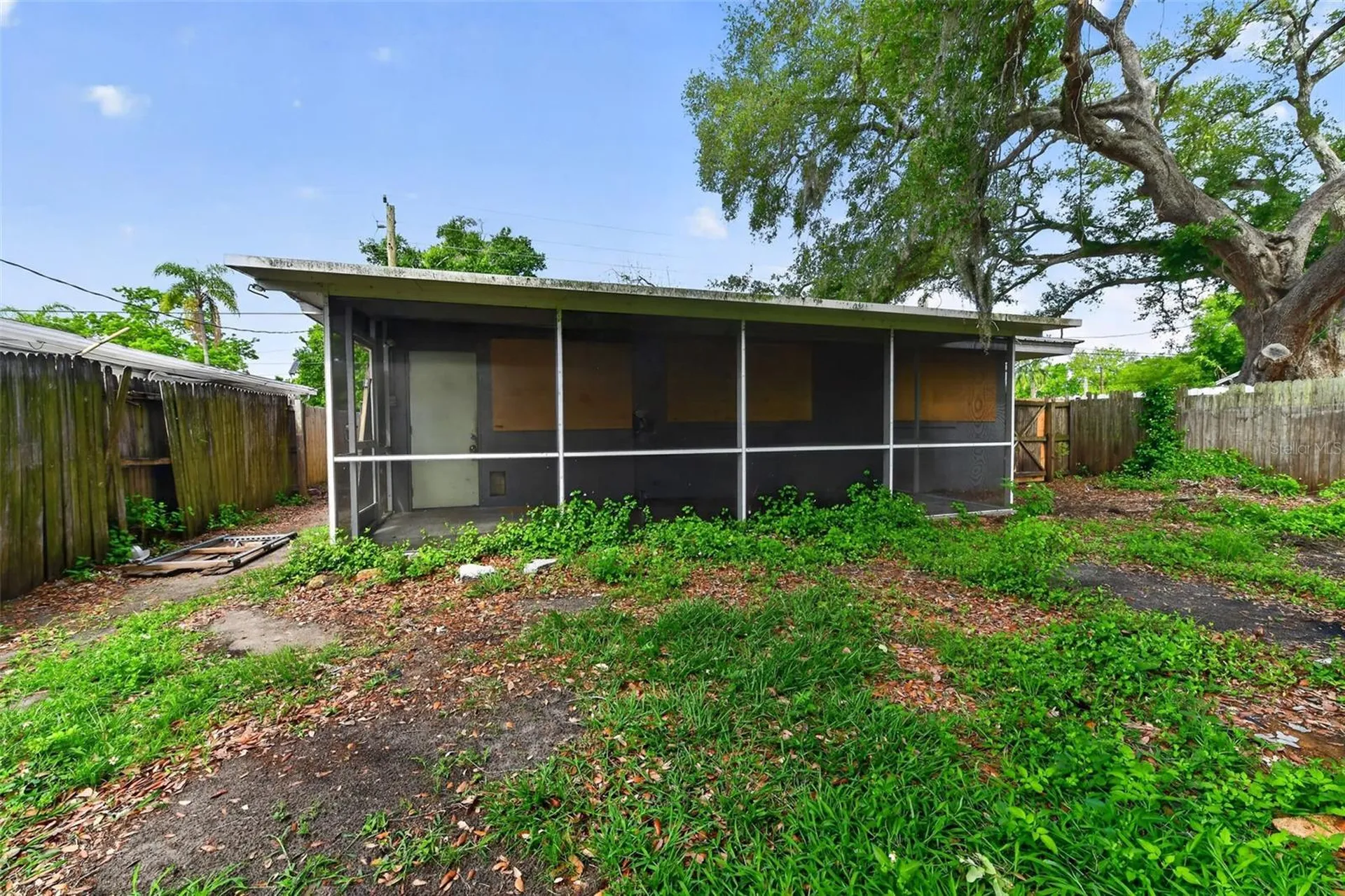 1423 18th Street W Bradenton FL 34205