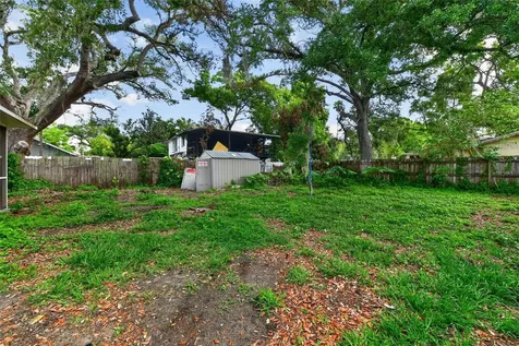 1423 18th Street W Bradenton FL 34205