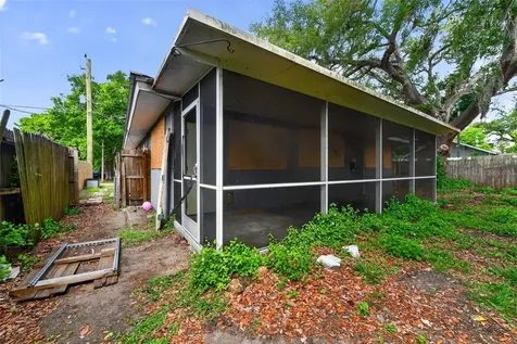 1423 18th Street W Bradenton FL 34205