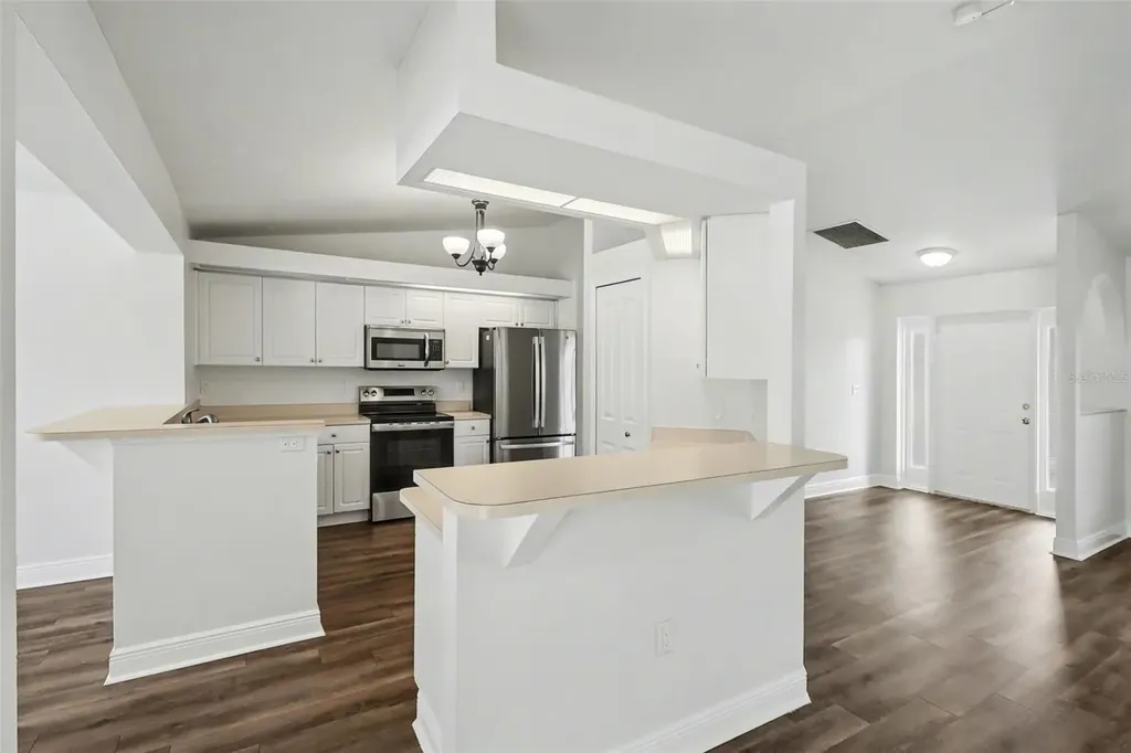 1303 SE 19th Street Cape Coral FL 33990