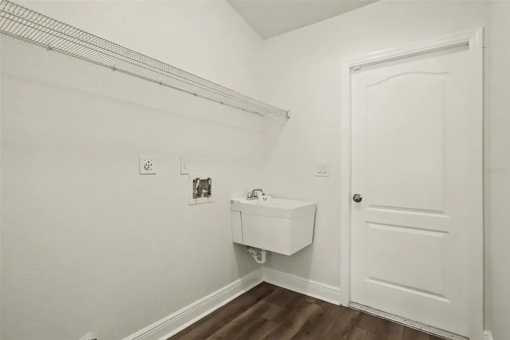 1303 SE 19th Street Cape Coral FL 33990