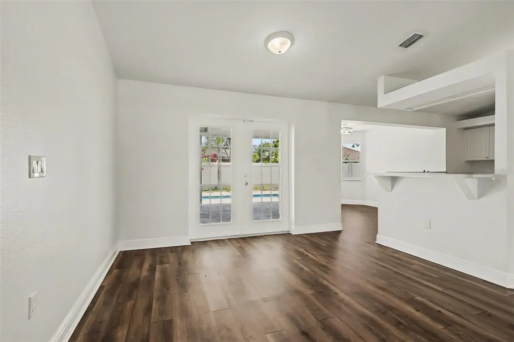 1303 SE 19th Street Cape Coral FL 33990
