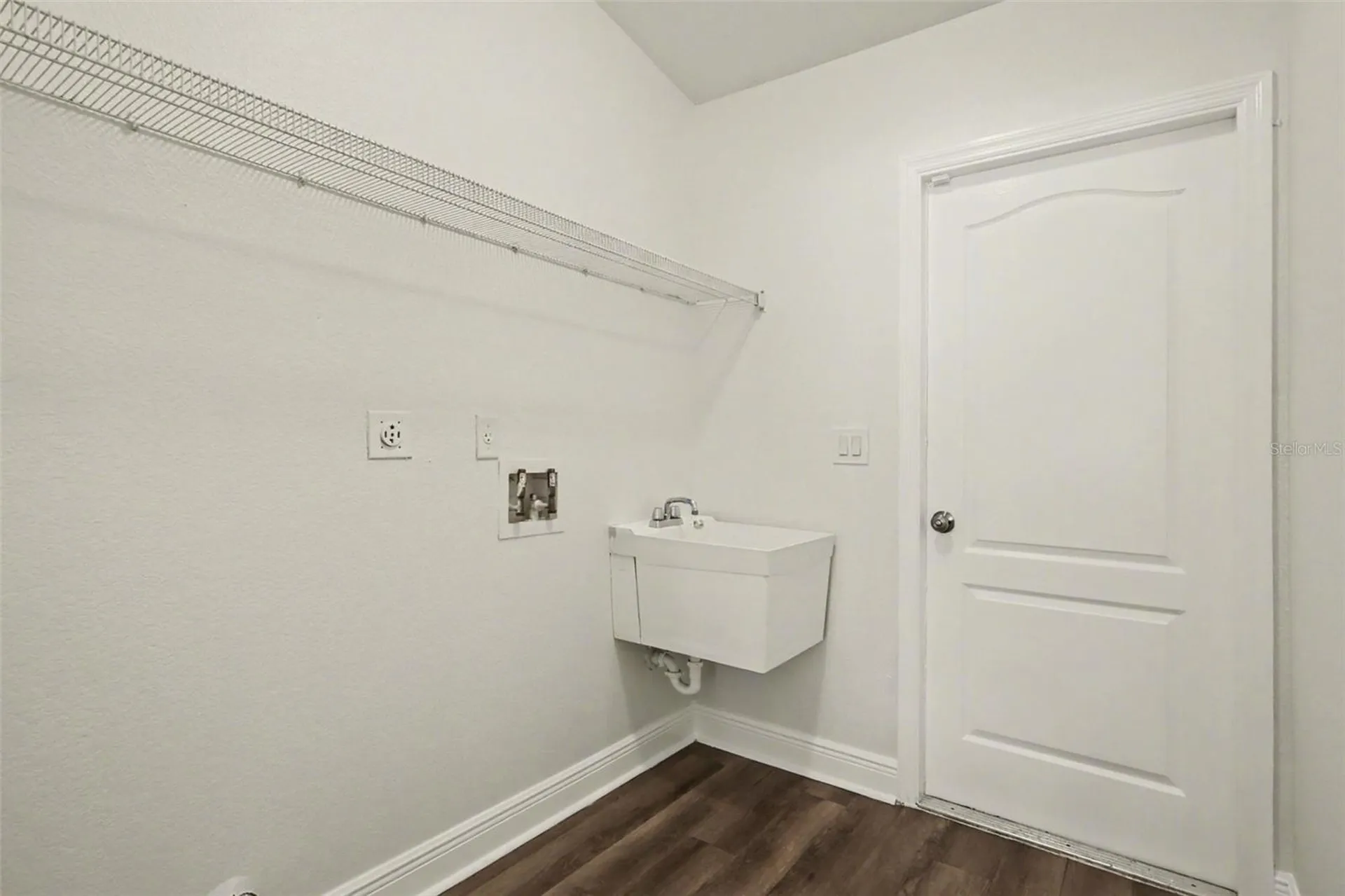 1303 SE 19th Street Cape Coral FL 33990