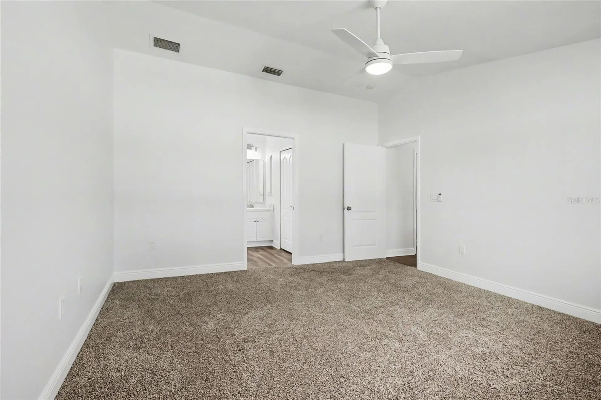 1303 SE 19th Street Cape Coral FL 33990