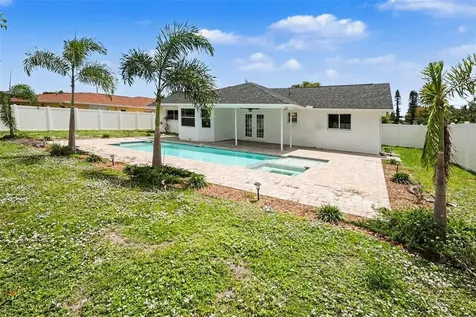 1303 SE 19th Street Cape Coral FL 33990