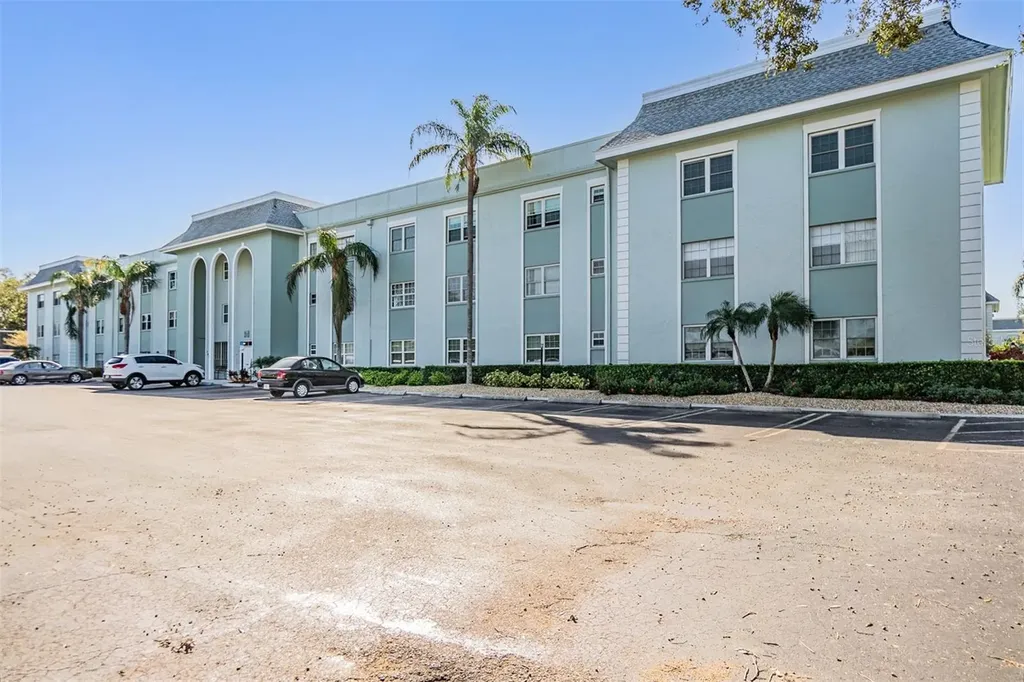 701 Poinsettia Road Belleair FL 33756