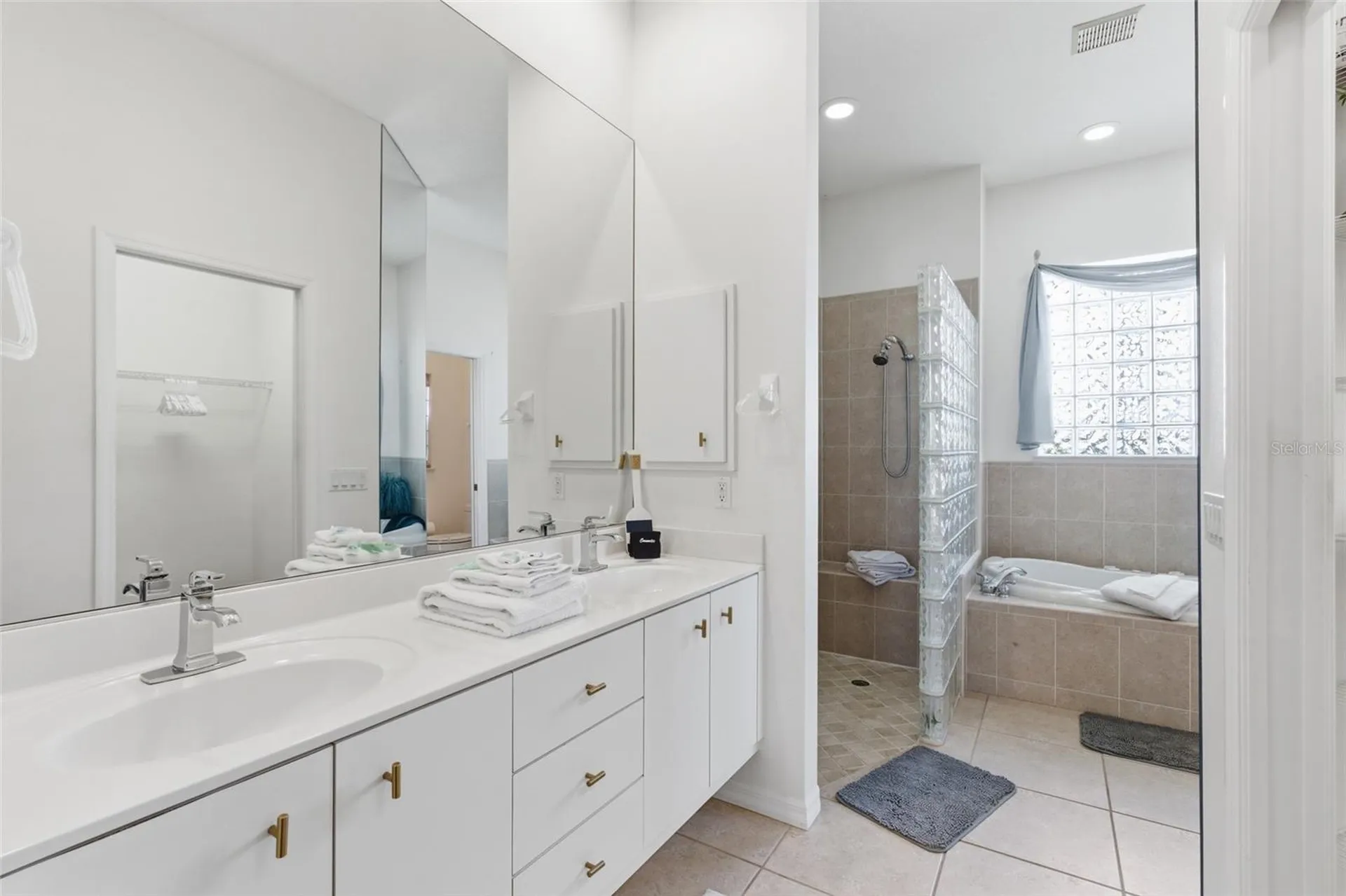 974 Rotonda Circle Rotonda West FL 33947