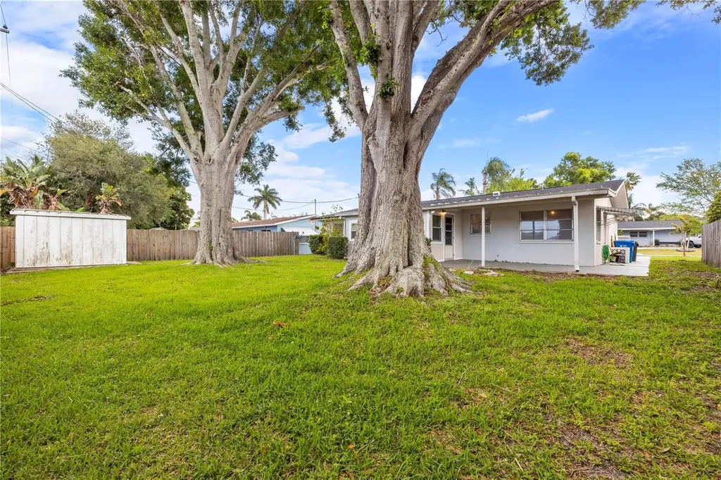 1820 Patlin Circle N Largo FL 33770