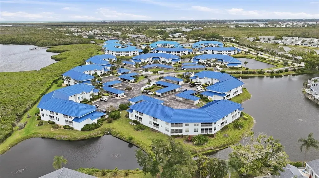972 Sandpiper Circle Bradenton FL 34209