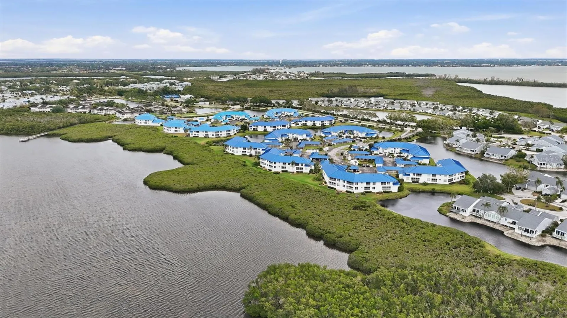 972 Sandpiper Circle Bradenton FL 34209