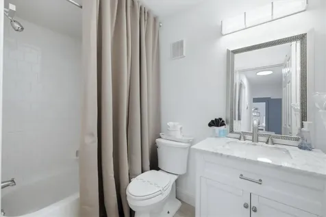 972 Sandpiper Circle Bradenton FL 34209