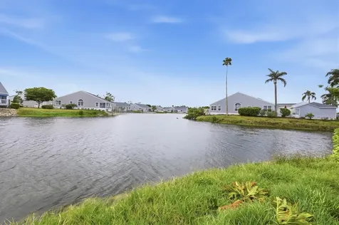 972 Sandpiper Circle Bradenton FL 34209