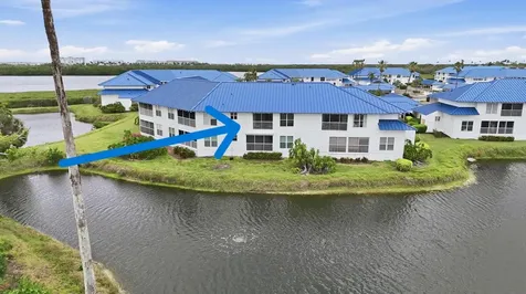 972 Sandpiper Circle Bradenton FL 34209