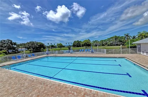 972 Sandpiper Circle Bradenton FL 34209