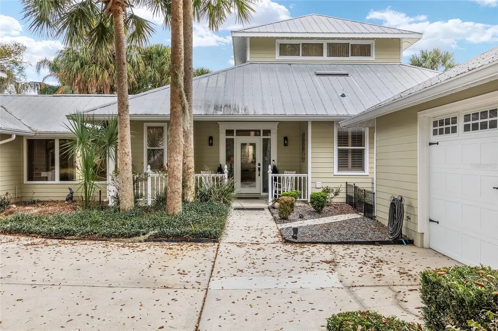 14261 SE 128th Street Ocklawaha FL 32179