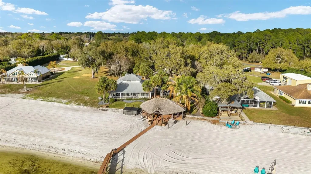 14261 SE 128th Street Ocklawaha FL 32179