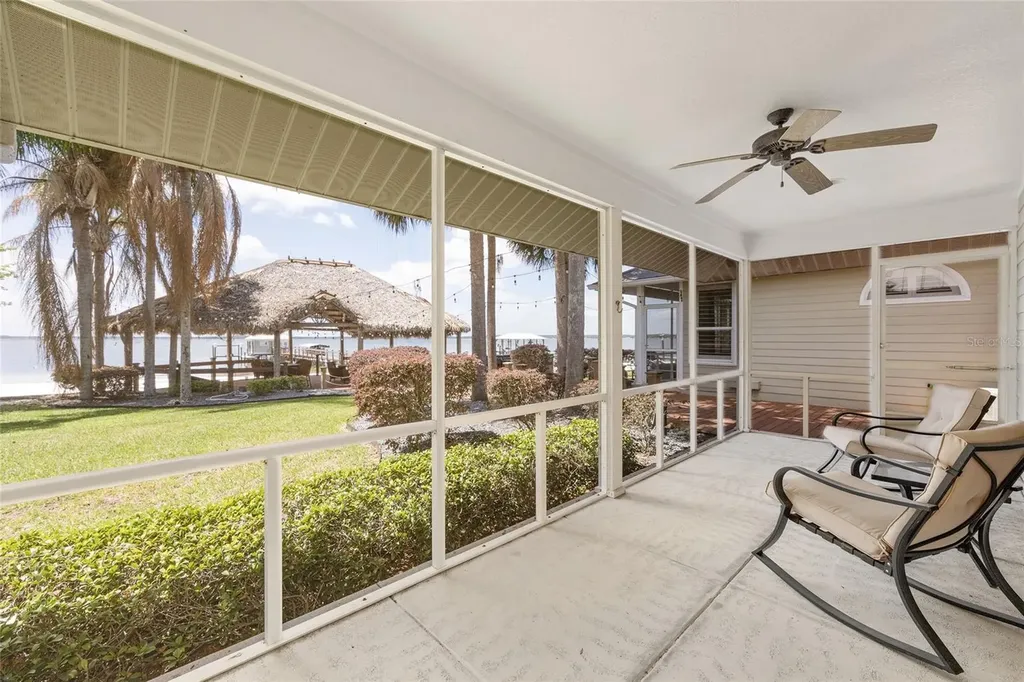 14261 SE 128th Street Ocklawaha FL 32179