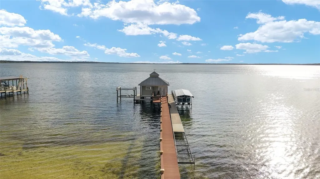 14261 SE 128th Street Ocklawaha FL 32179