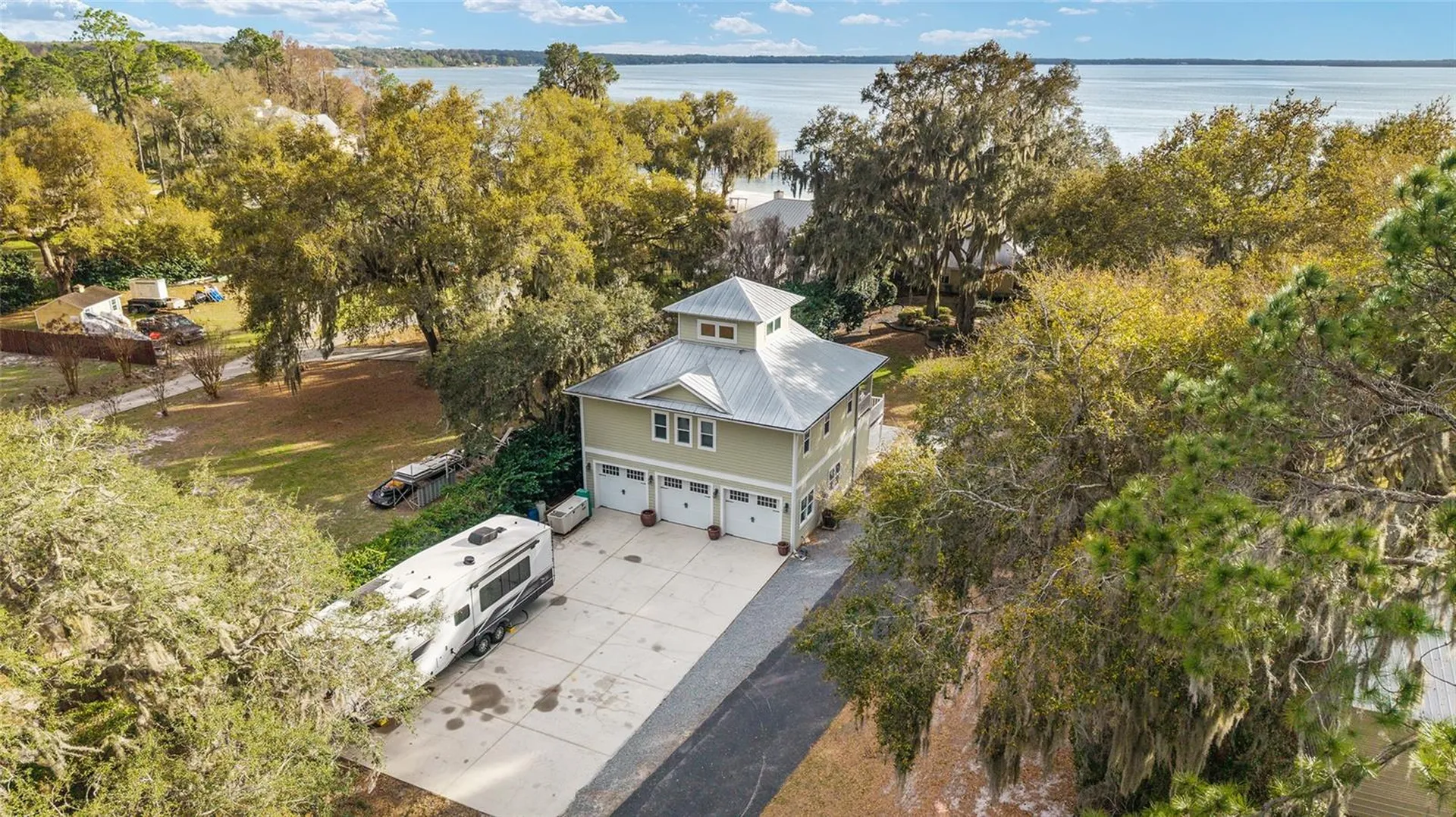 14261 SE 128th Street Ocklawaha FL 32179