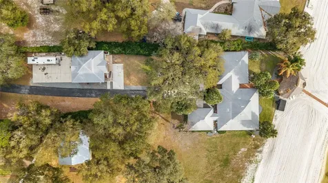 14261 SE 128th Street Ocklawaha FL 32179