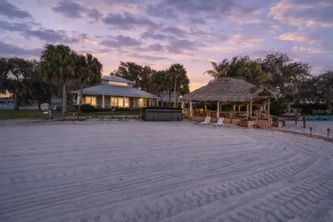 14261 SE 128th Street Ocklawaha FL 32179