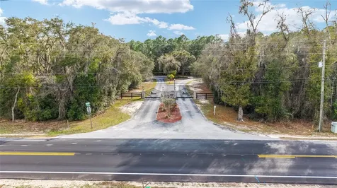 14261 SE 128th Street Ocklawaha FL 32179